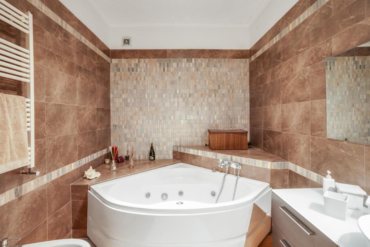 Apartamento *Movies & Books* Stylish House With Jacuzzi Bari Exterior foto